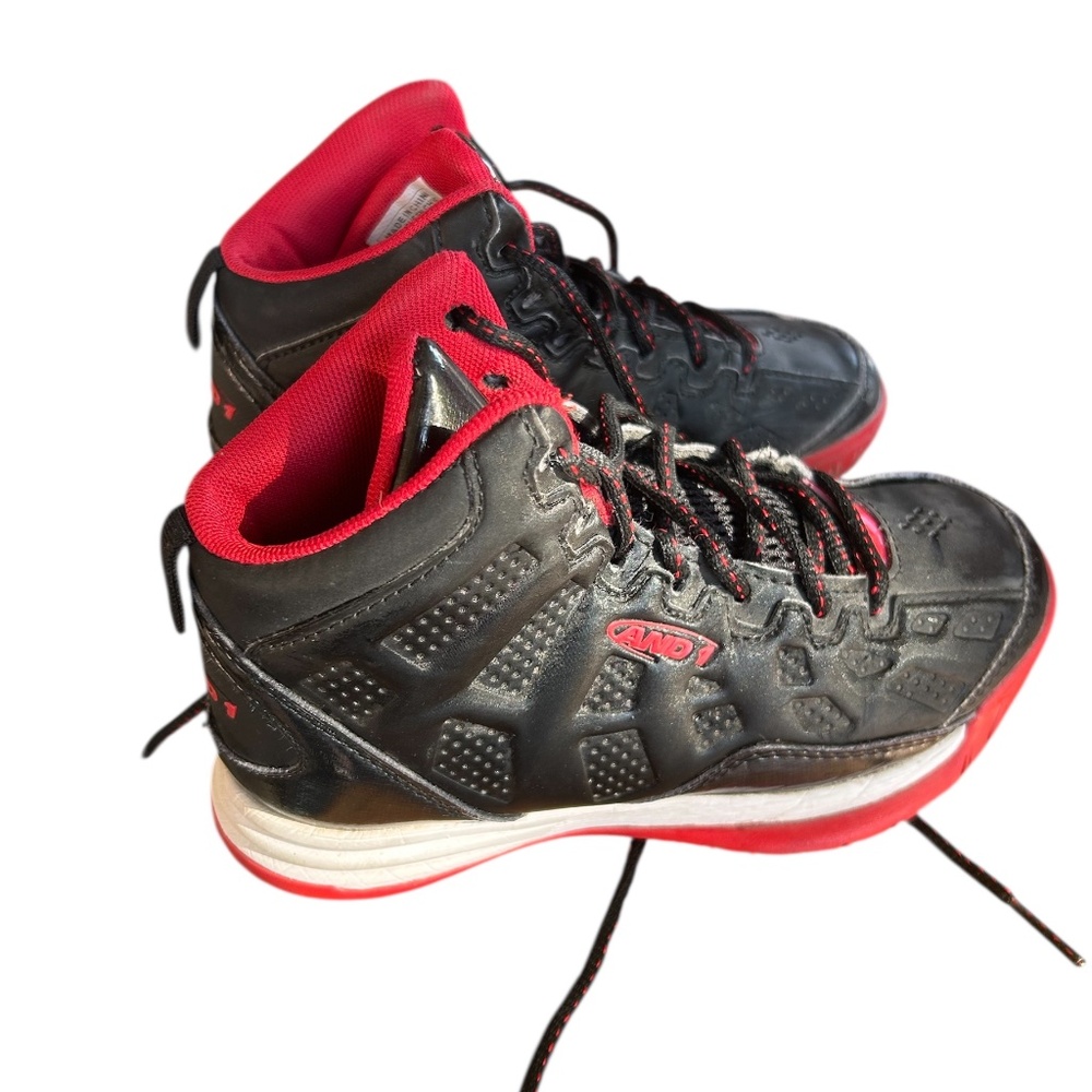 And1 high top boys basketball shoes size 1